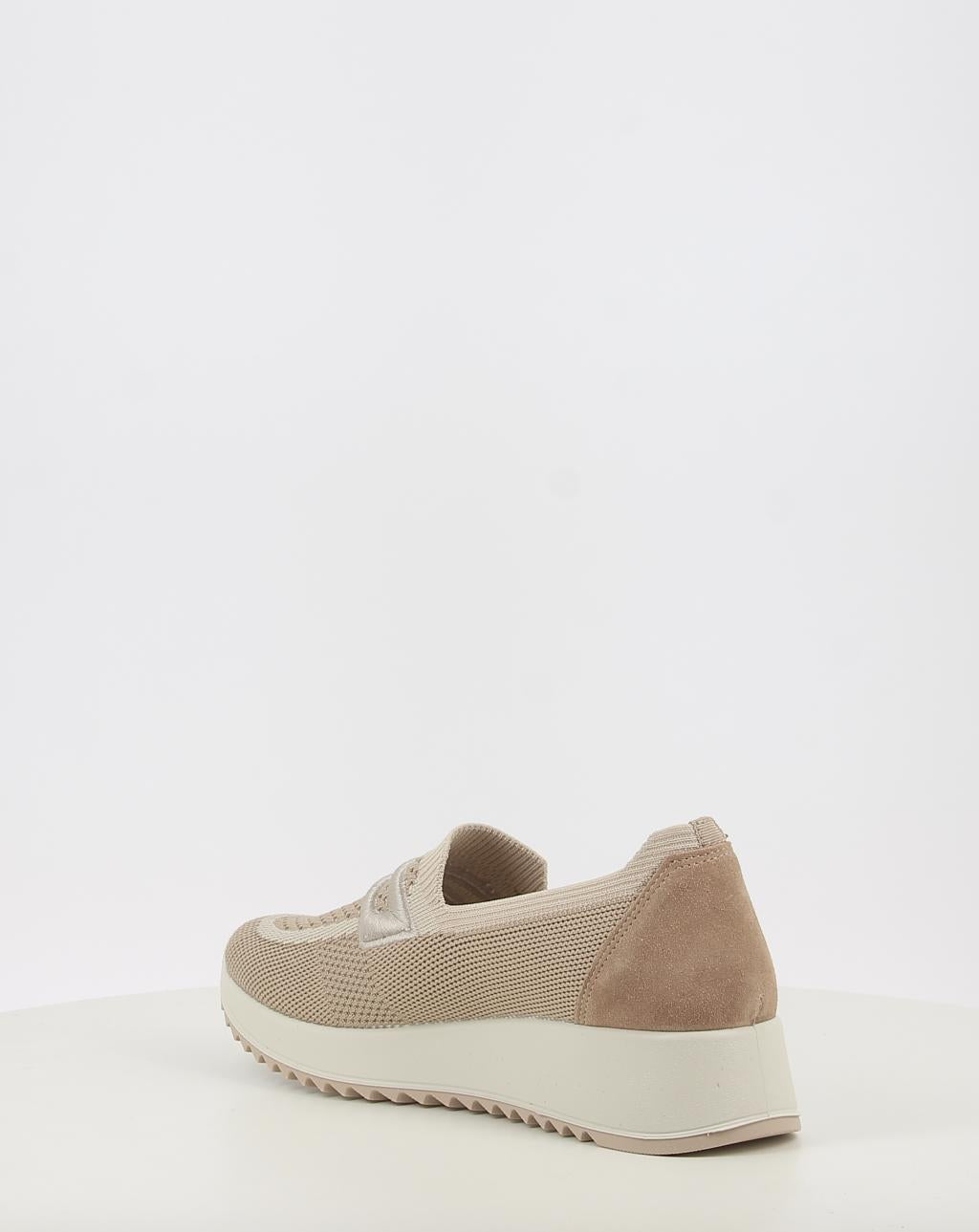 ESTHER 107300