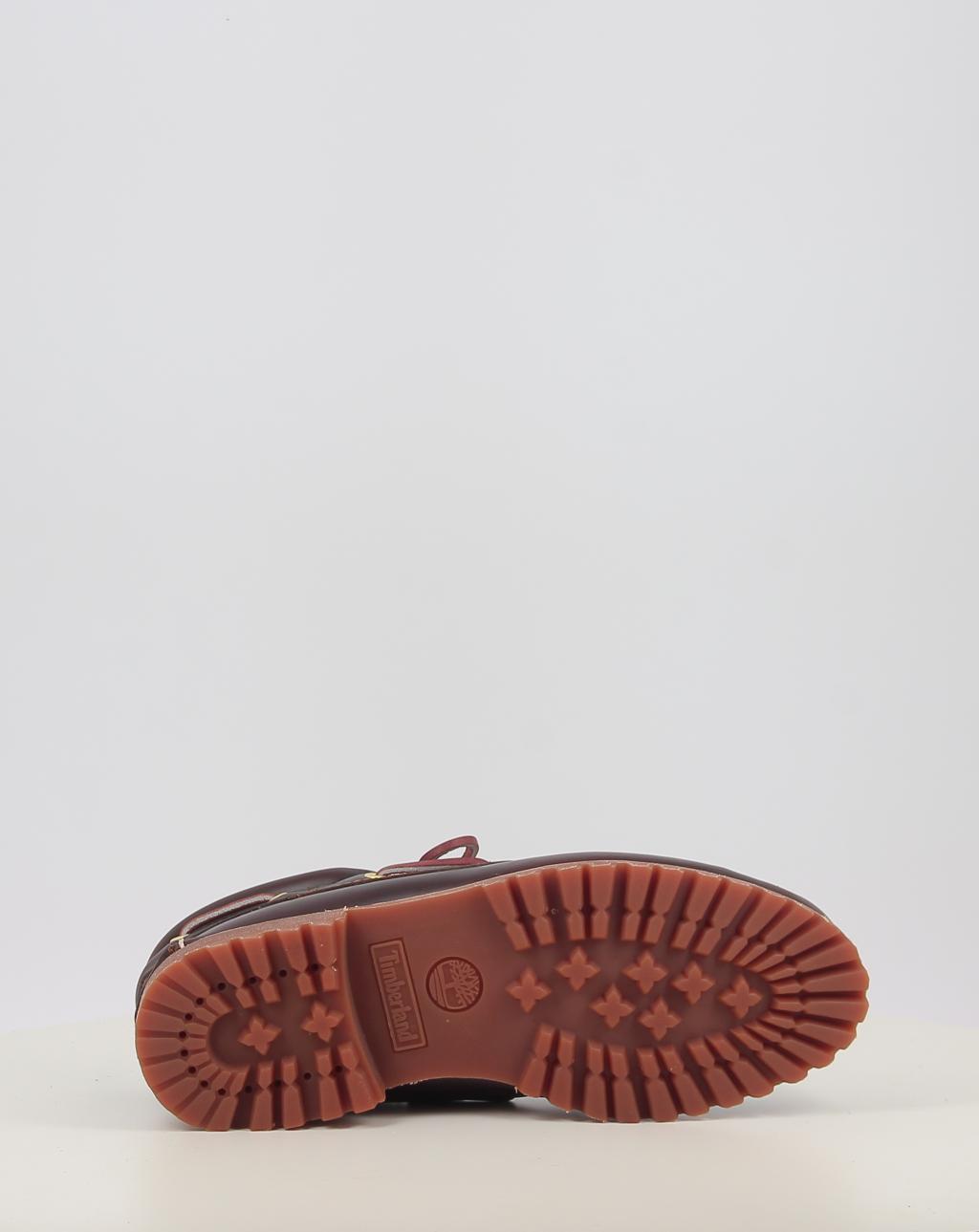 AUTHENTIC BOAT SHOE