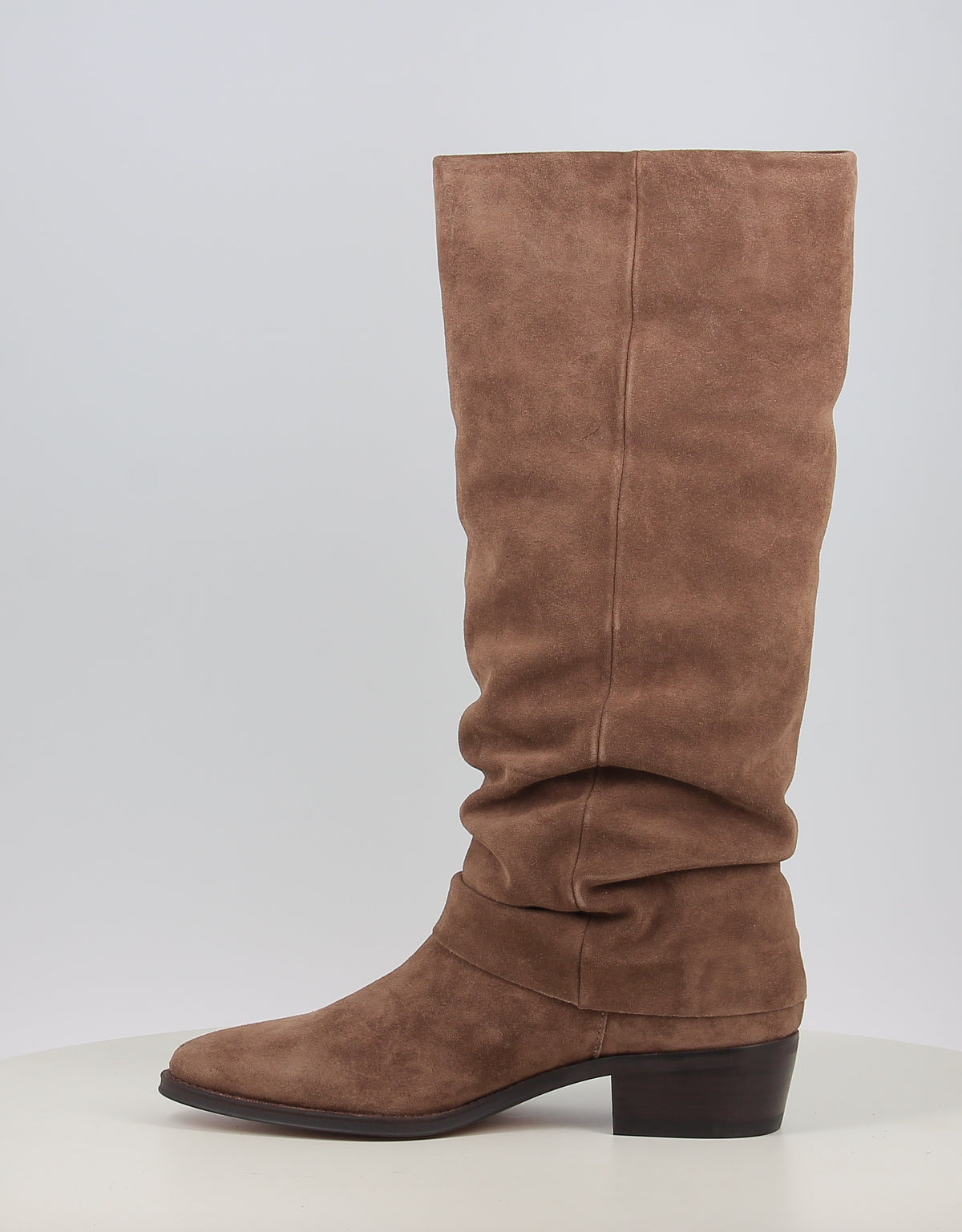 AFT CECILE 5643